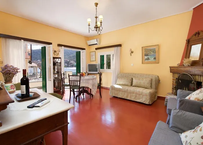 Pergantini بيت للعطل