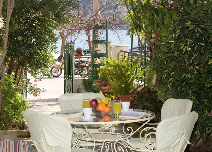 Pergantini بيت للعطل