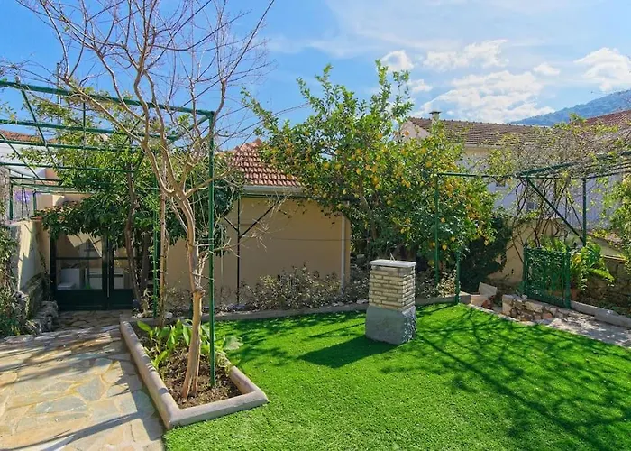 بيت للعطل Pergantini *