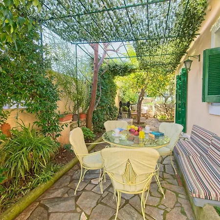Pergantini Holiday home